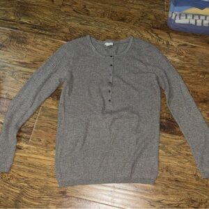 Gap light sweater